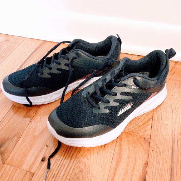 Avia Shoes - AVIA workout gym shoes